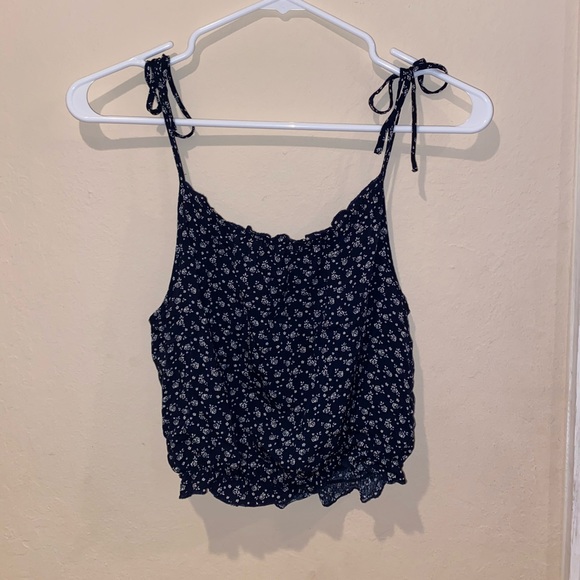 SOLD brandy melville carla floral tank - Picture 2 of 2